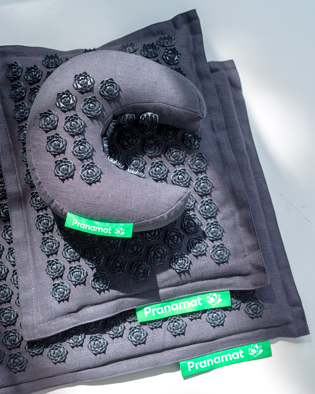 Pranamat + PranaPillow + PranaMoon (Graphite Grey)