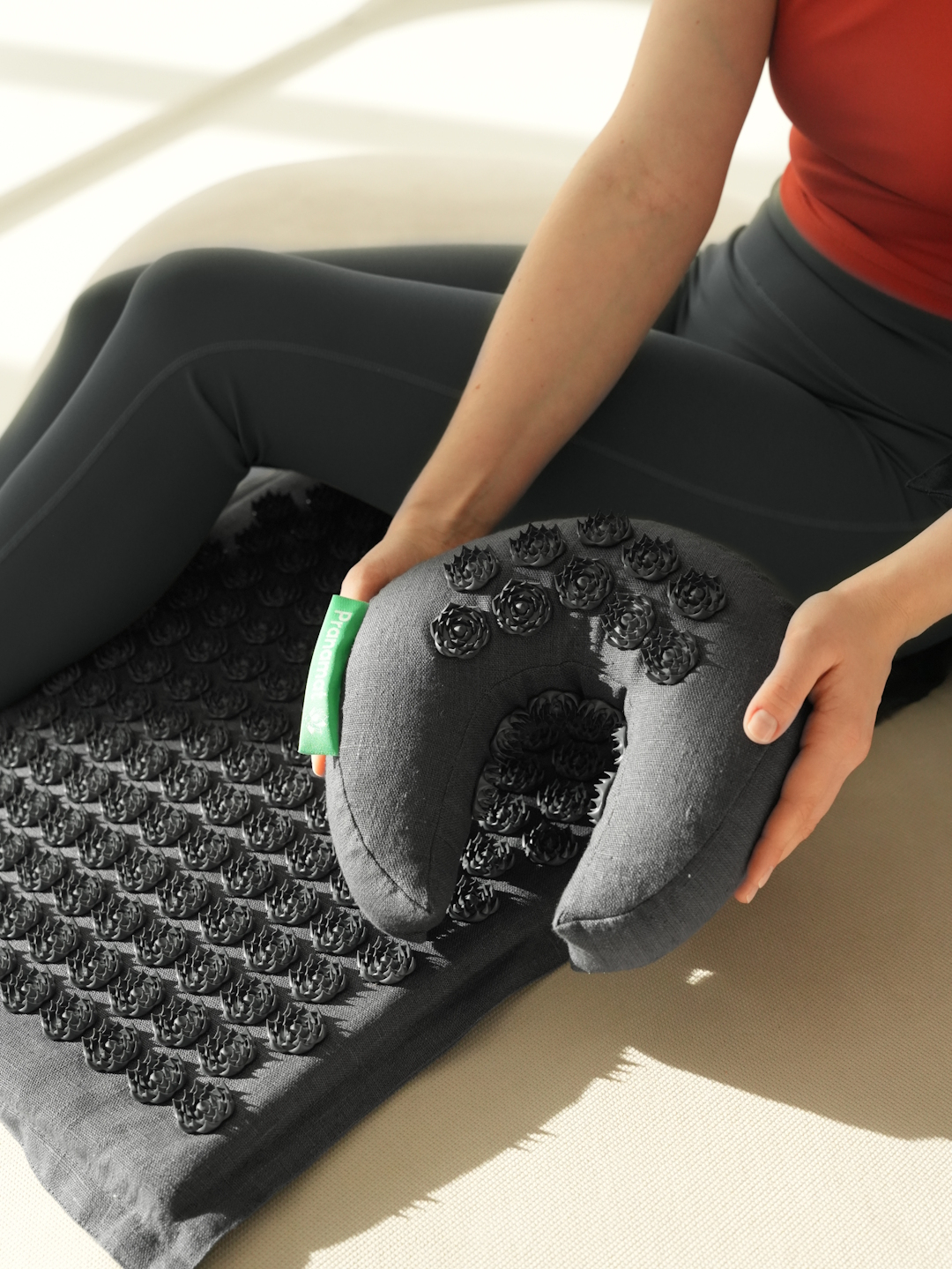 Pranamat + PranaPillow + PranaMoon (Graphite Grey)