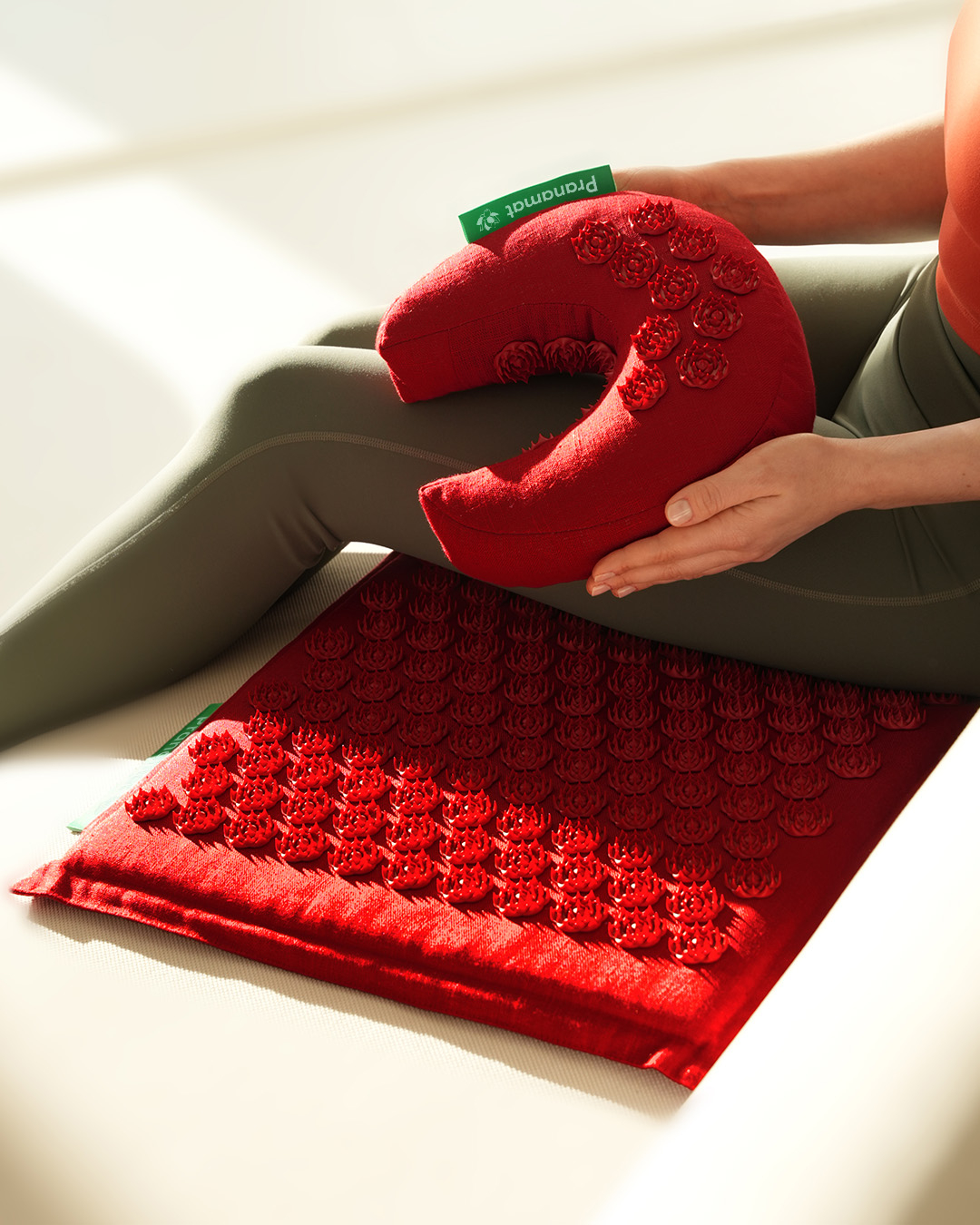 Pranamat + PranaPillow + PranaMoon (Burgundy)